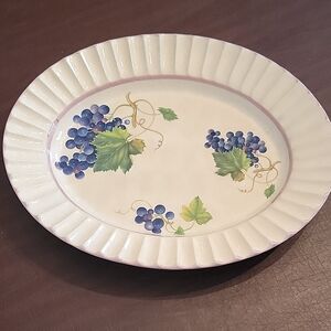 Elegant White and Purple Grapevine Platter